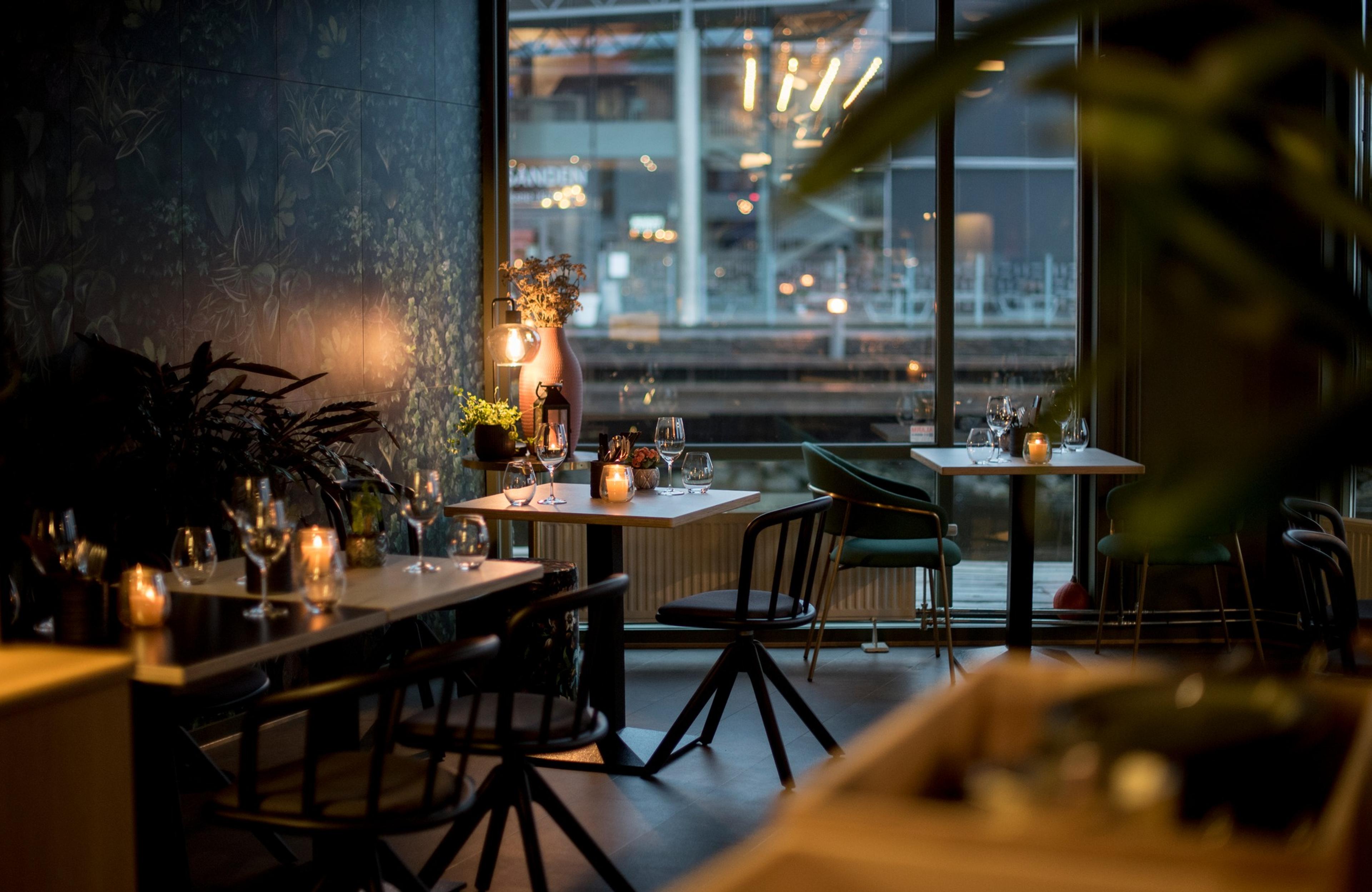 Good atmosphere inside Sjøslag