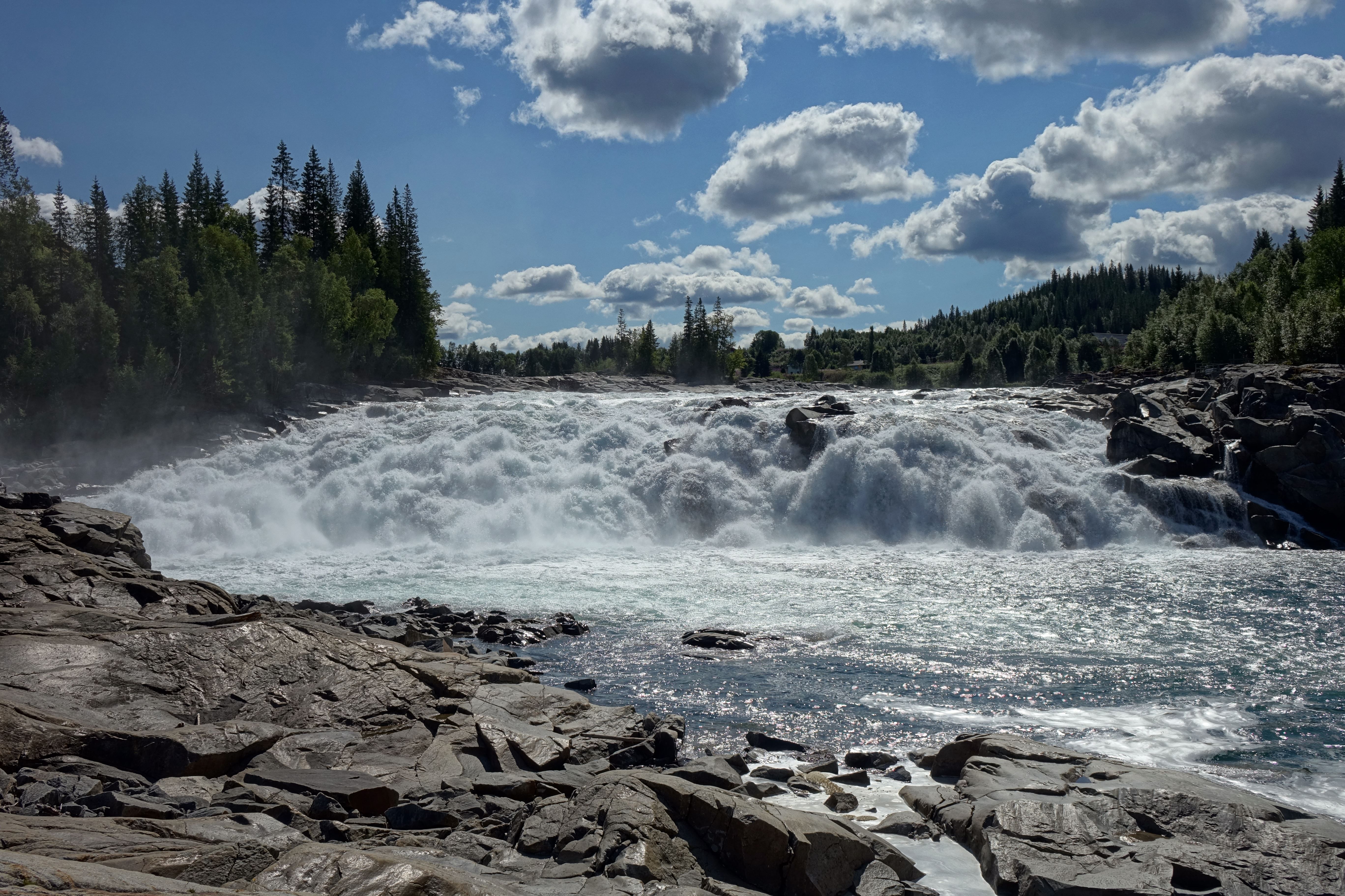 Laksforsen fossefall