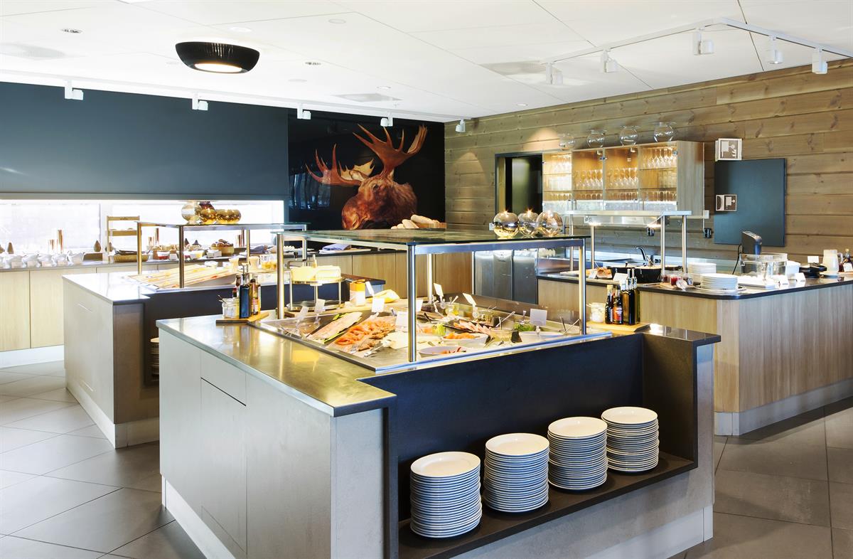 Elgstua_breakfast buffet