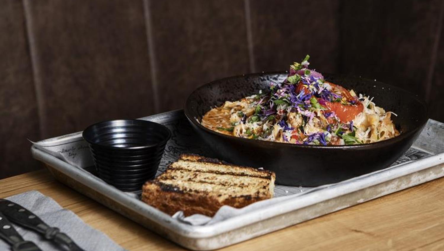 A food course served on a table at Stationen