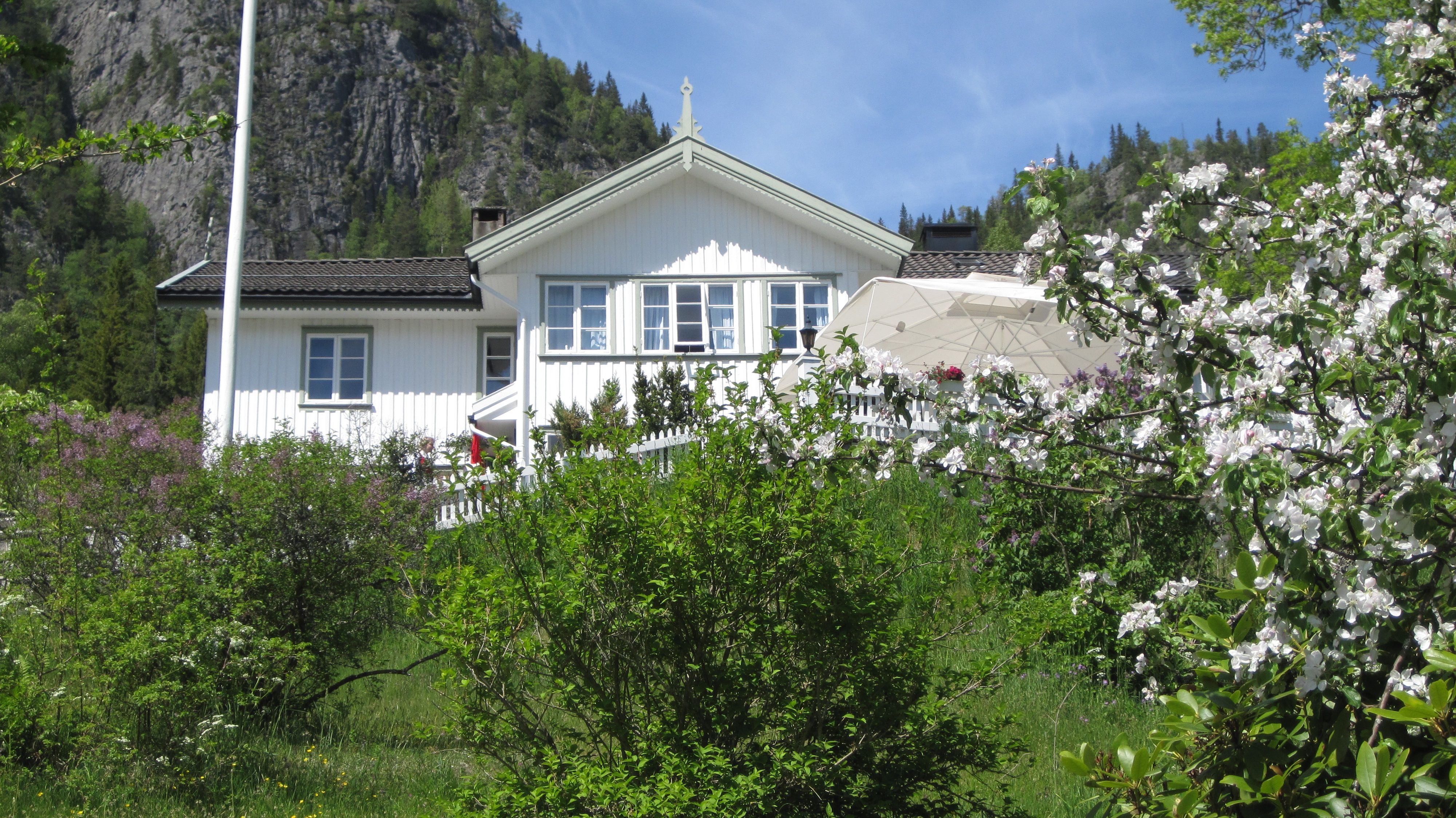 Nutheim guest house in the spring 