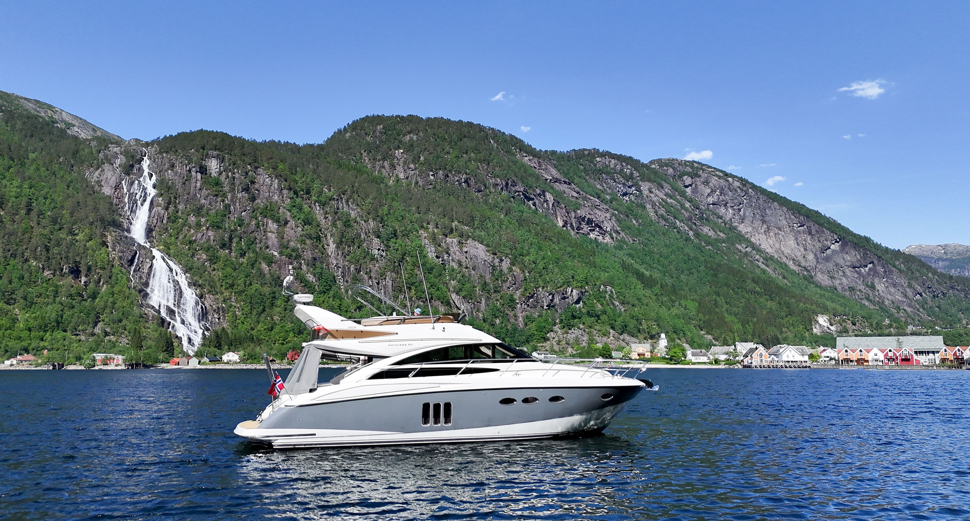 Private tour to Modalen