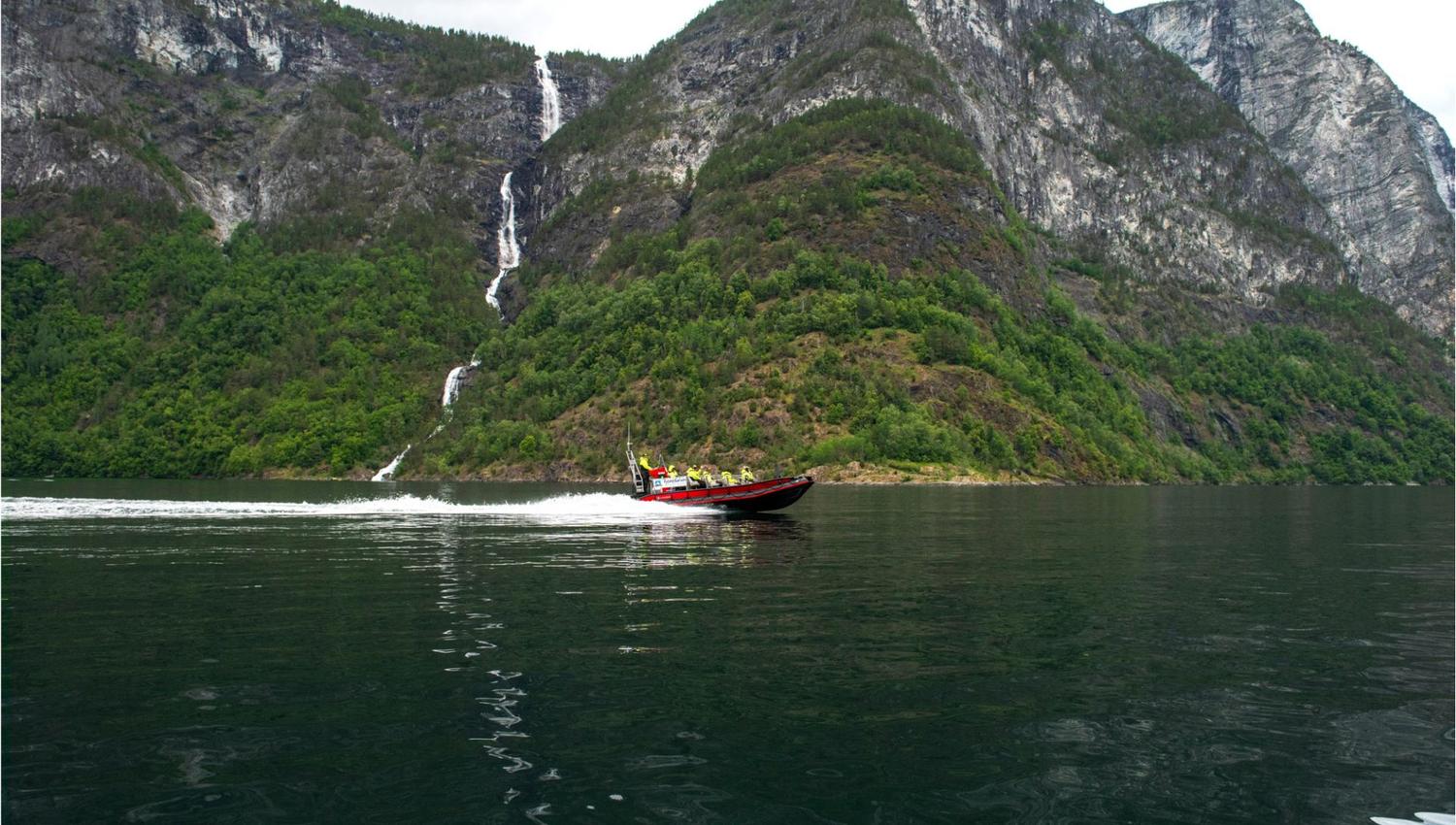 FjordSafari Gudvangen Taste