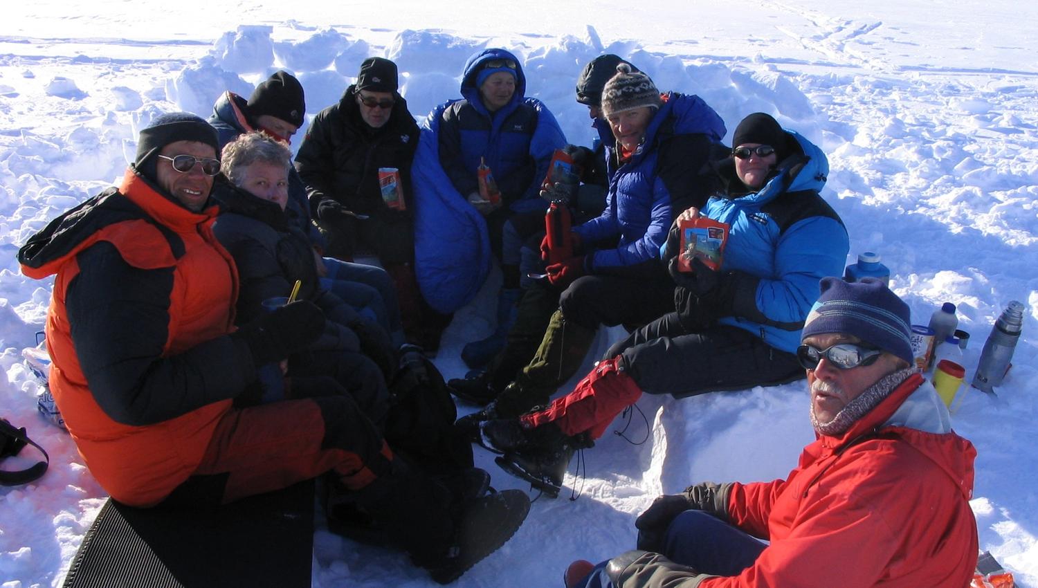 A tour group eating lunch
