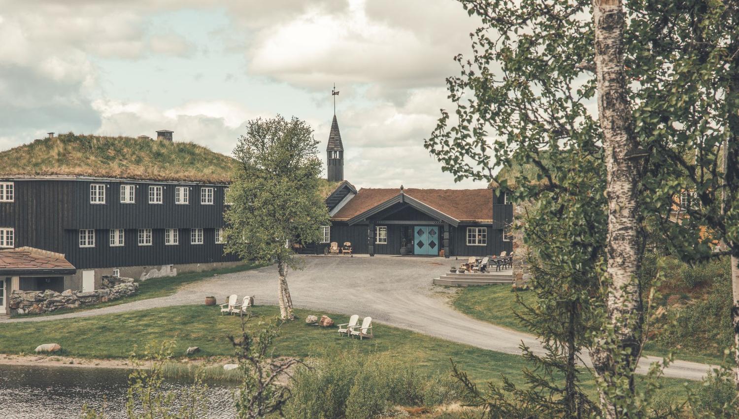 Danebu sett fra utsiden