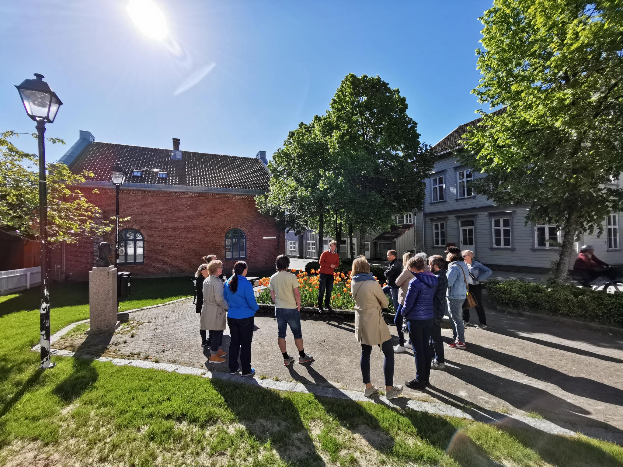 Vandring i Dikterbyen Grimstad