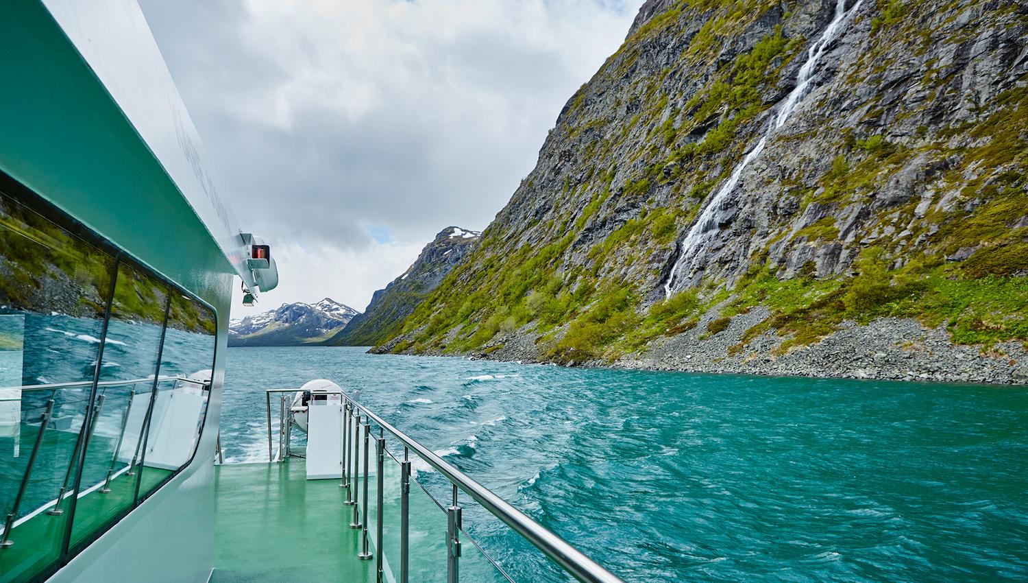 Gjende-besseggen-jotunheimen-lr_03_Cathrine Dokken