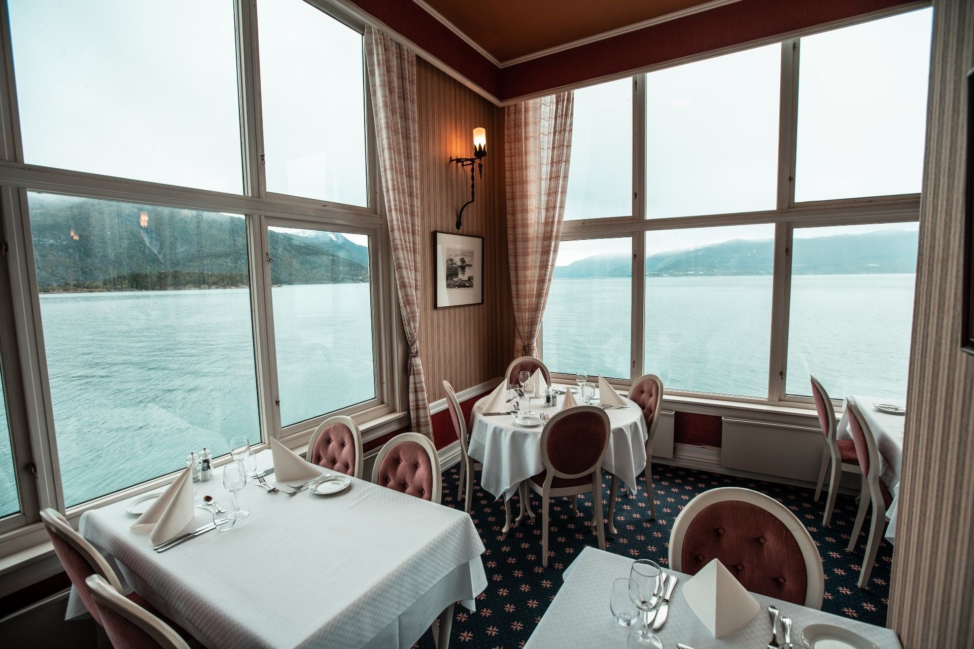 Kviknes Hotel Restaurant