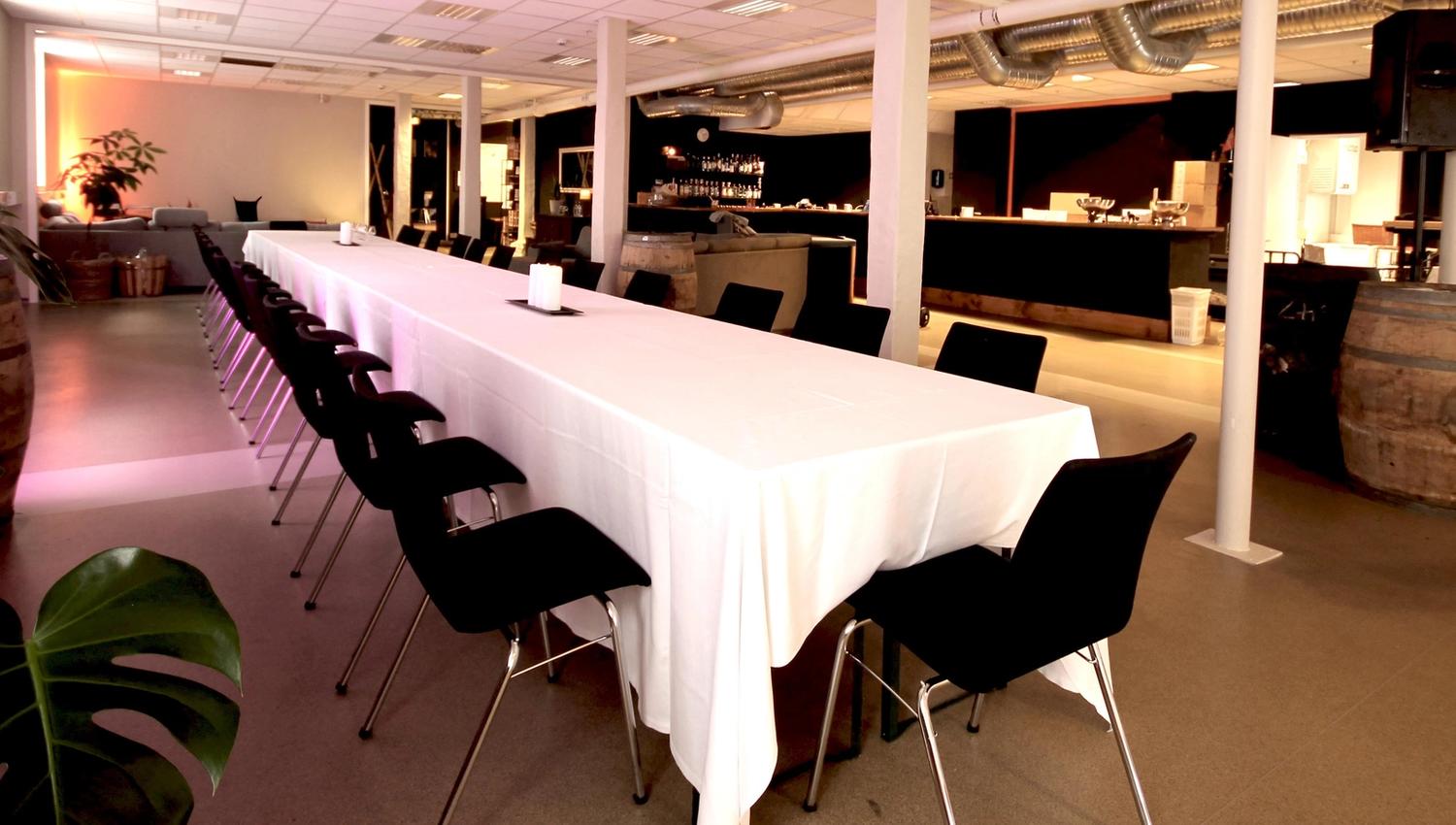 Langbord/Smaking Bar
