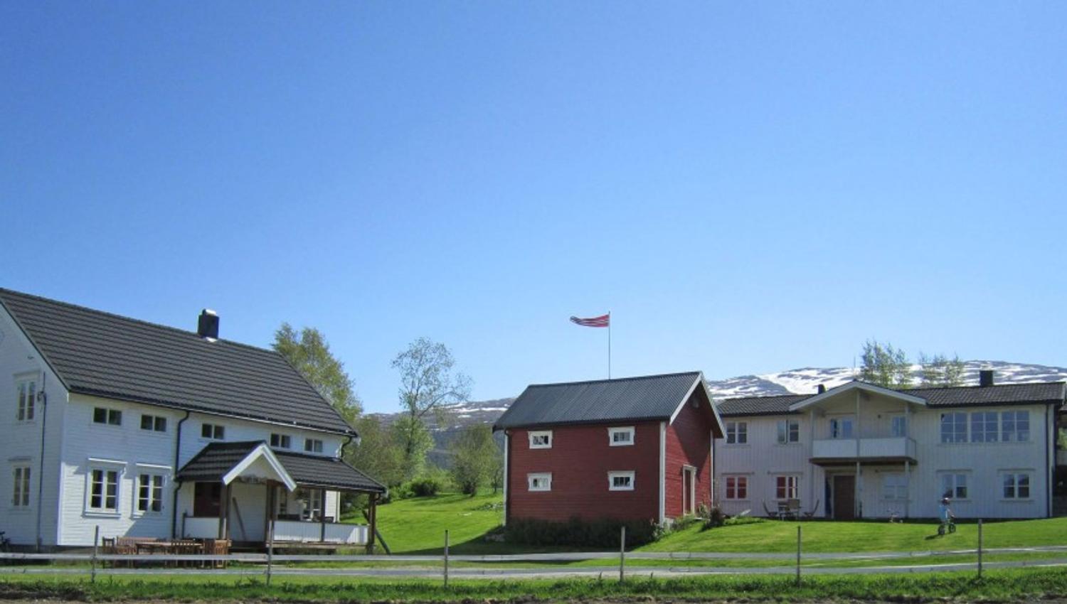 Oversikt over tunet på Jørem