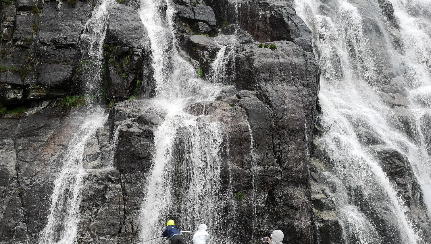 Hengjanefossen