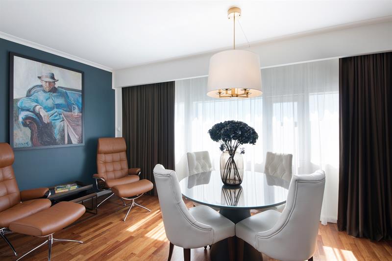 Munch Suite at the Radisson Blu Plaza