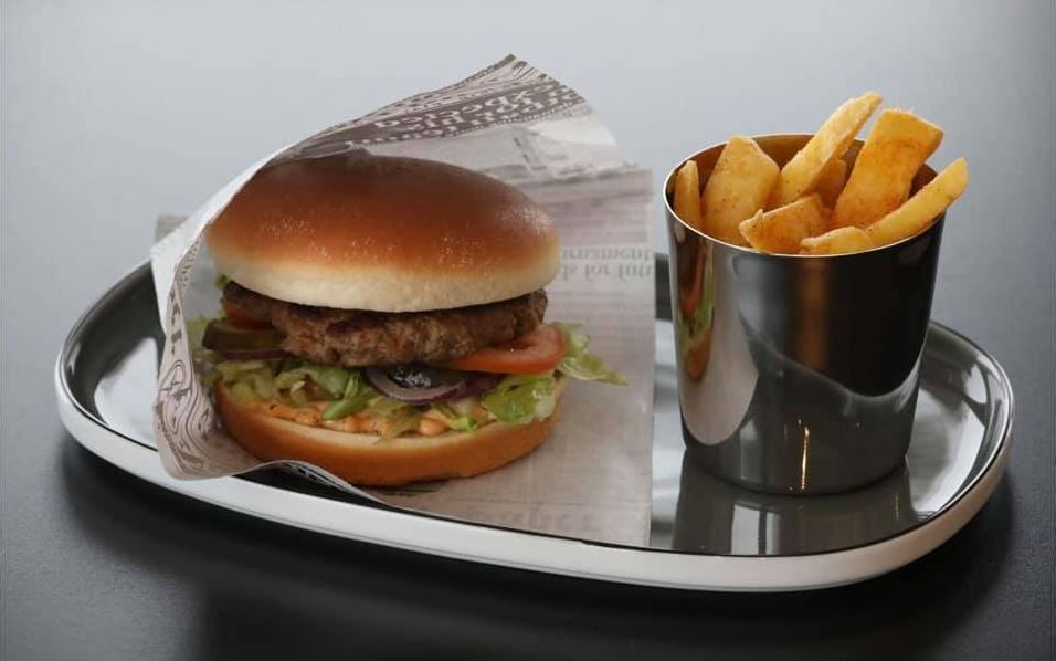 Hamburger på Vierli kafeteria