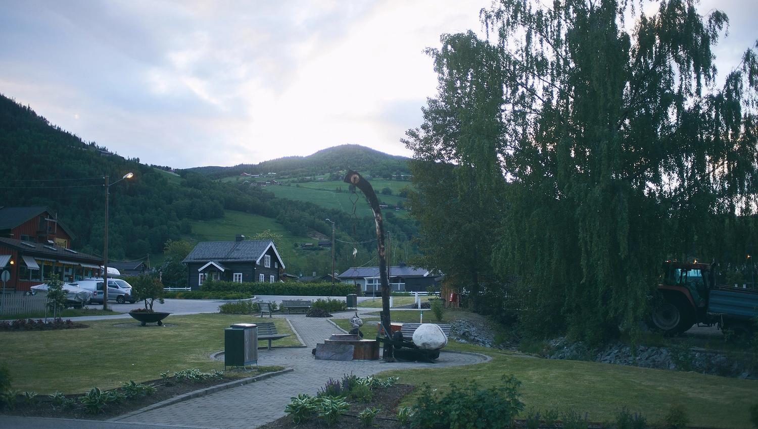 Stedskunst.no-Gudbrandsdalsvegen-21-06-11-370-Kunstlandskap_Gudbrandsdalen-Foto_Ola_Rindal