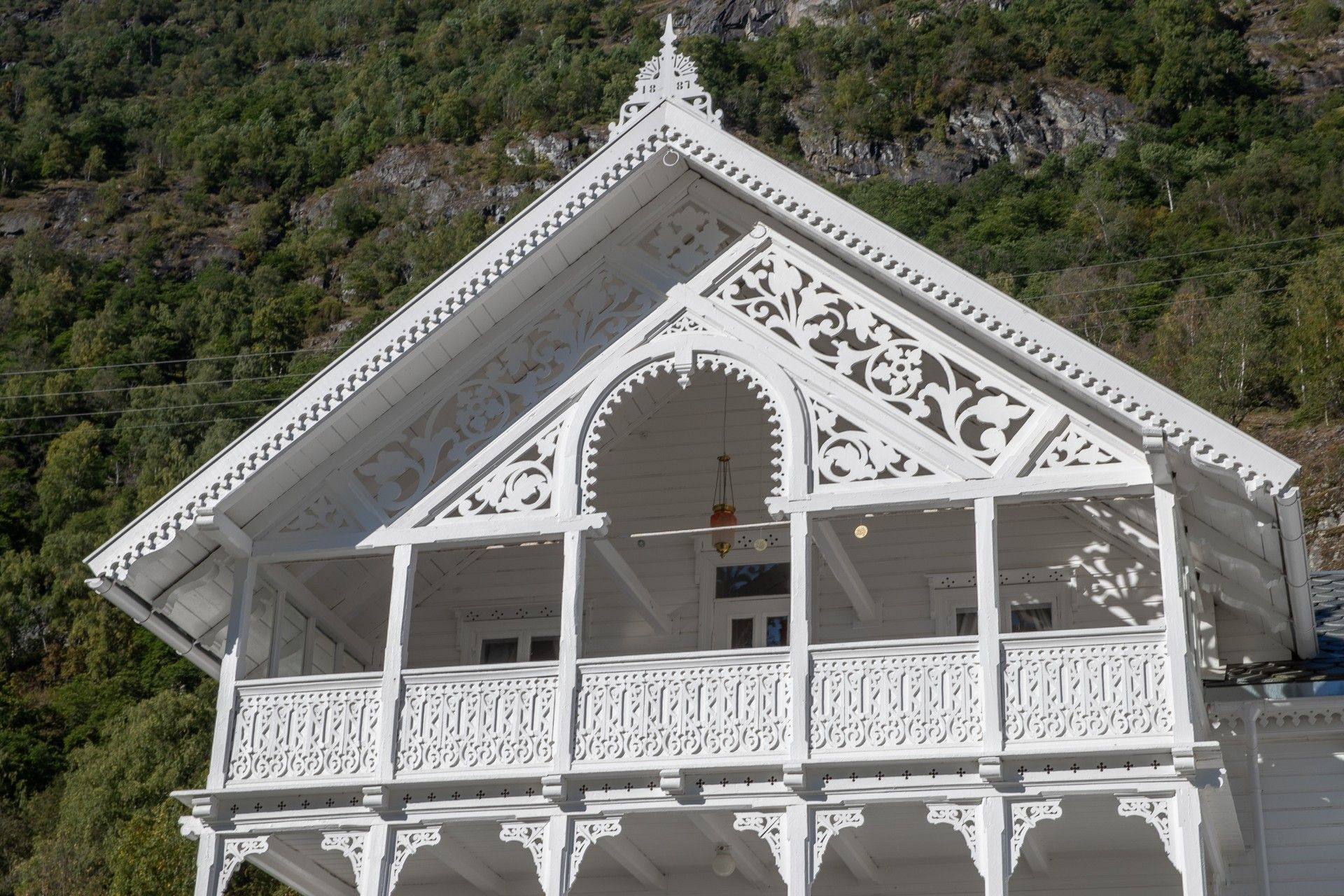 Husum Hotel, Lærdal