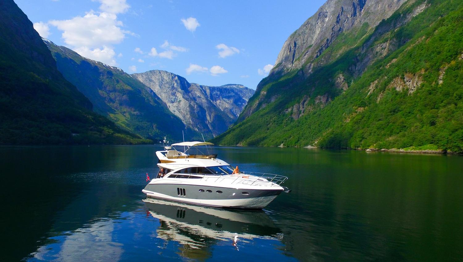 The Princess 50-foot Iselin Bella