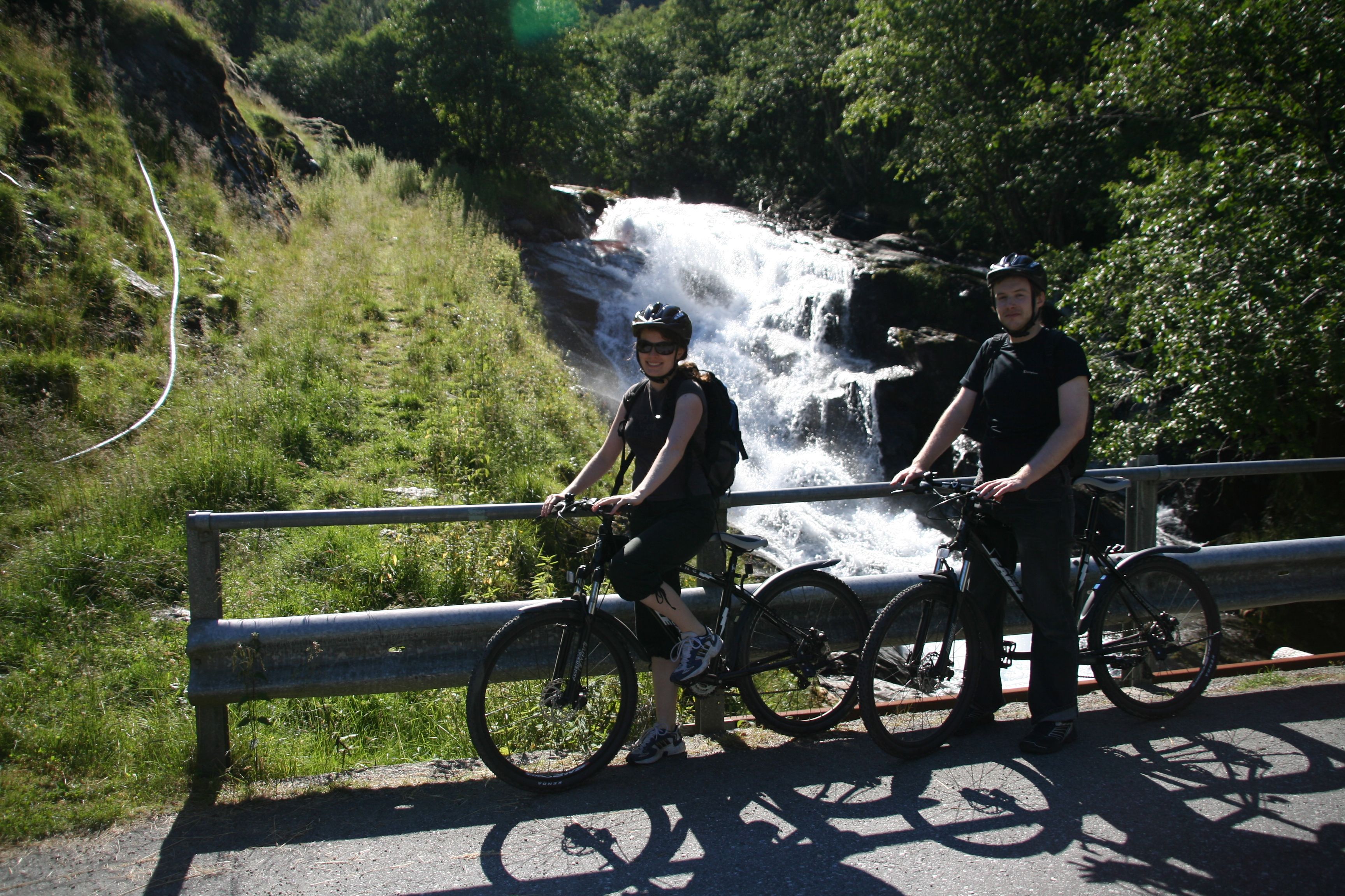 Sykling ned til Flåm