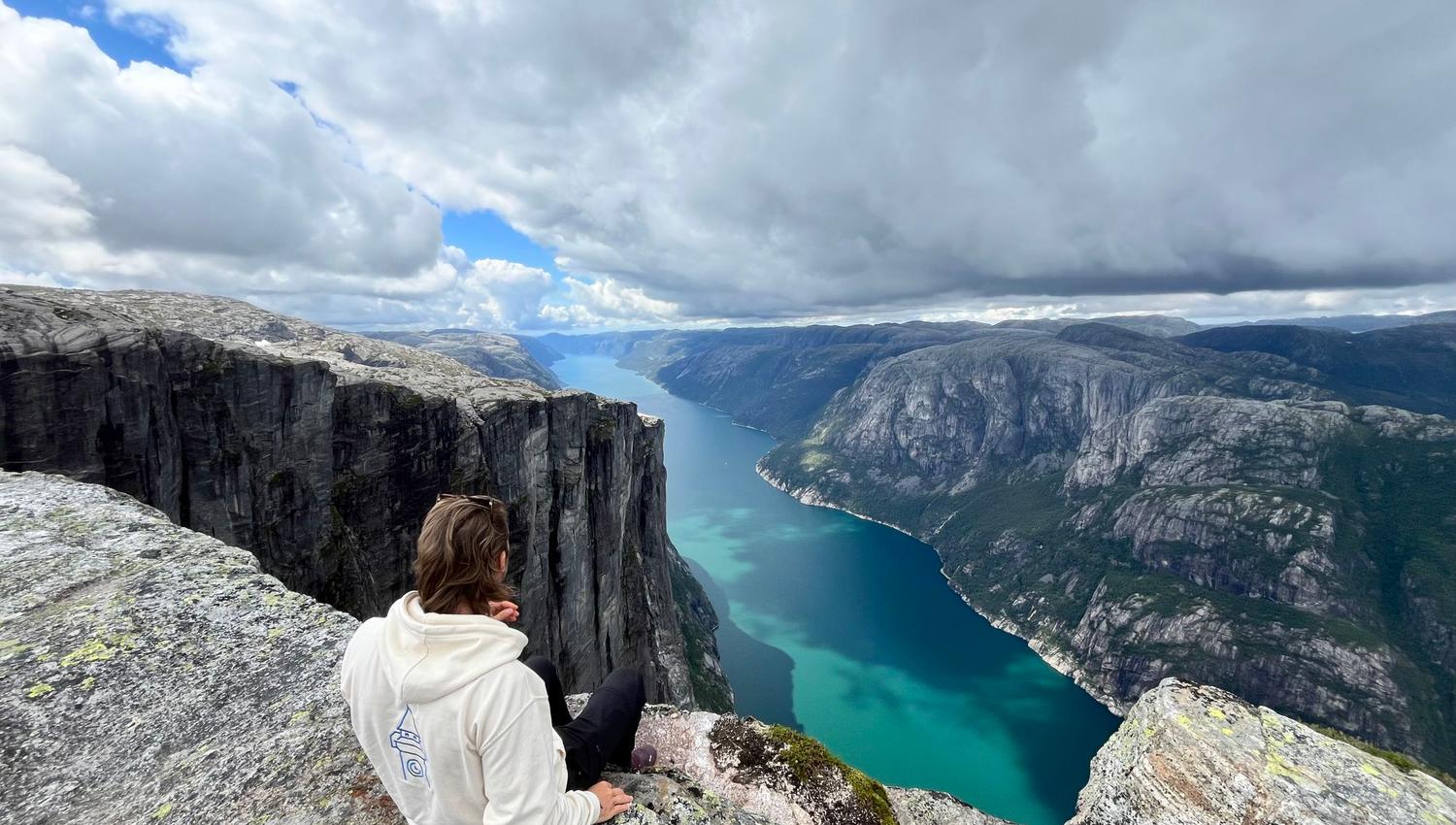 Fjord Hikes overnight adventure Kjerag and Preikestolen