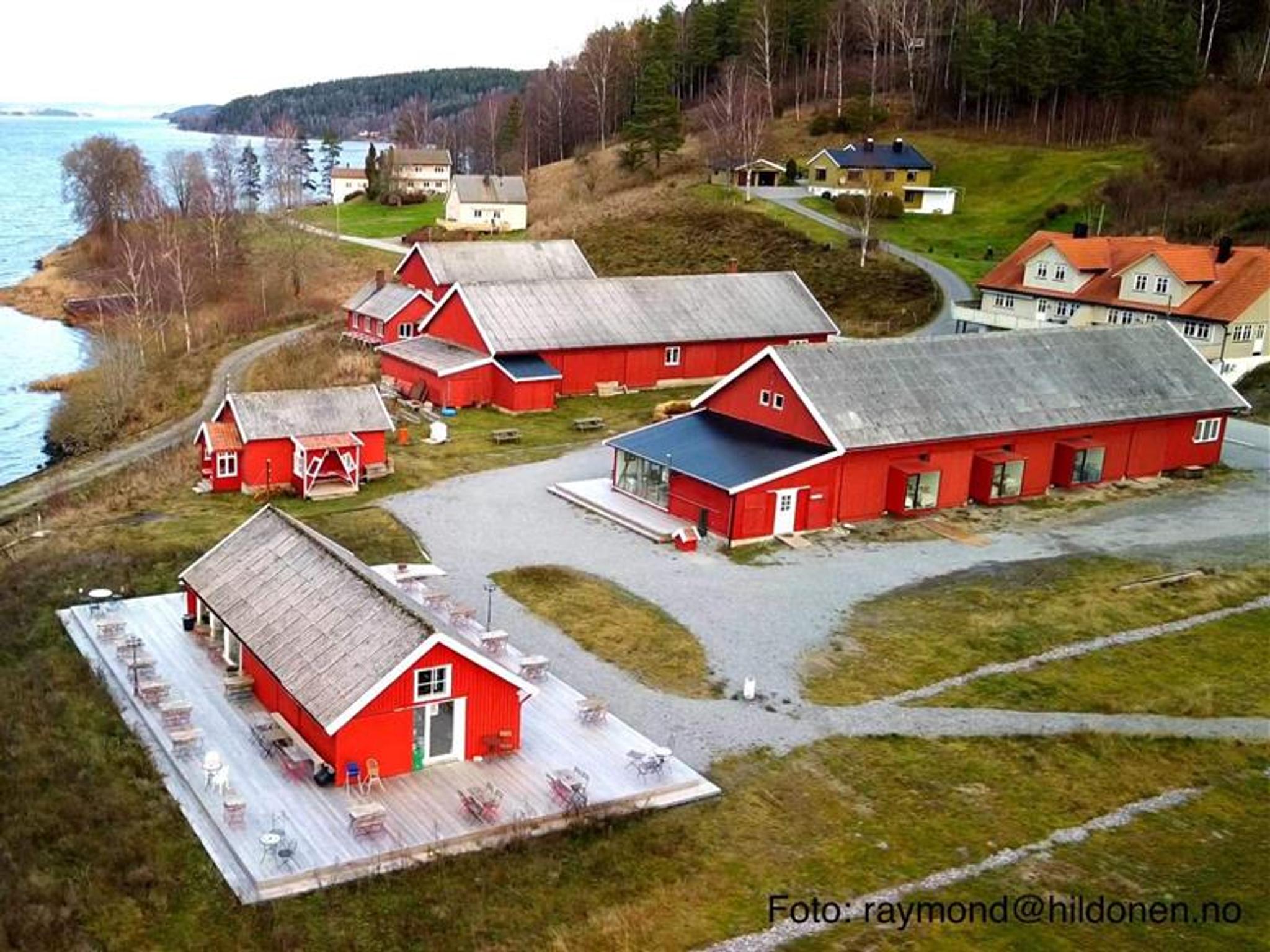 Furuholmen – The Cabin Barn and Vedtørka Café, course facilities and accommodation. Photo.