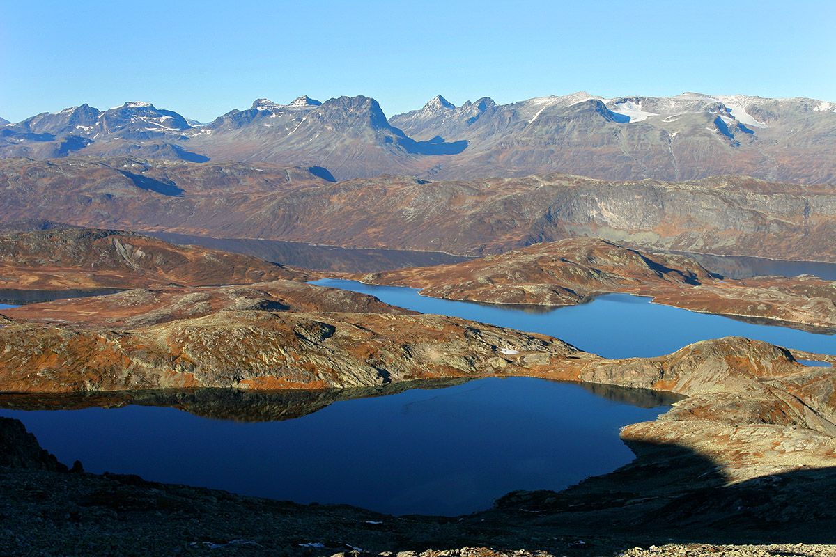 Mugnetinden - utsikt på toppen 1