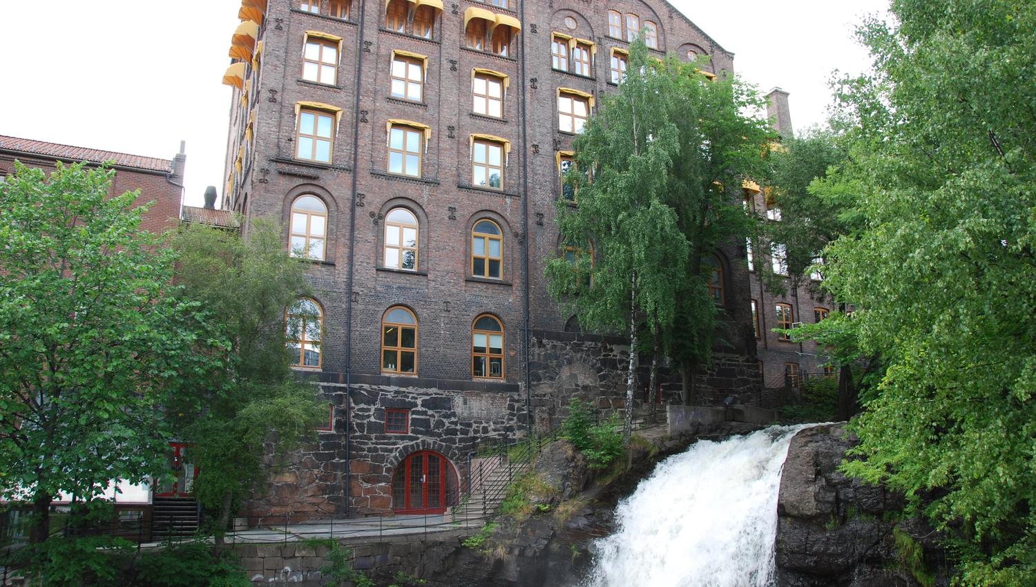 Waterfall.