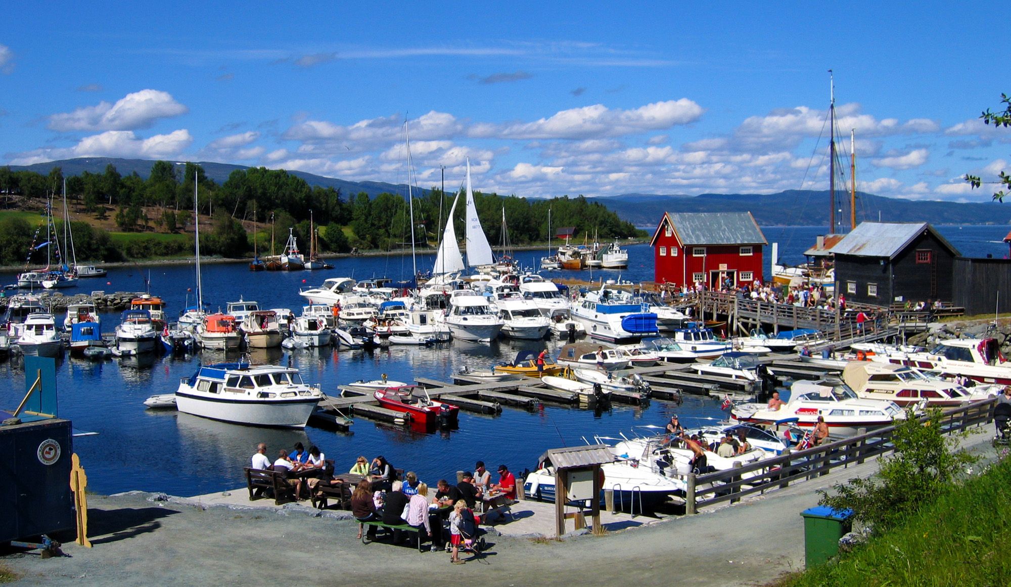 Kjerknesvågen pier along the Golden Road in Inderøy