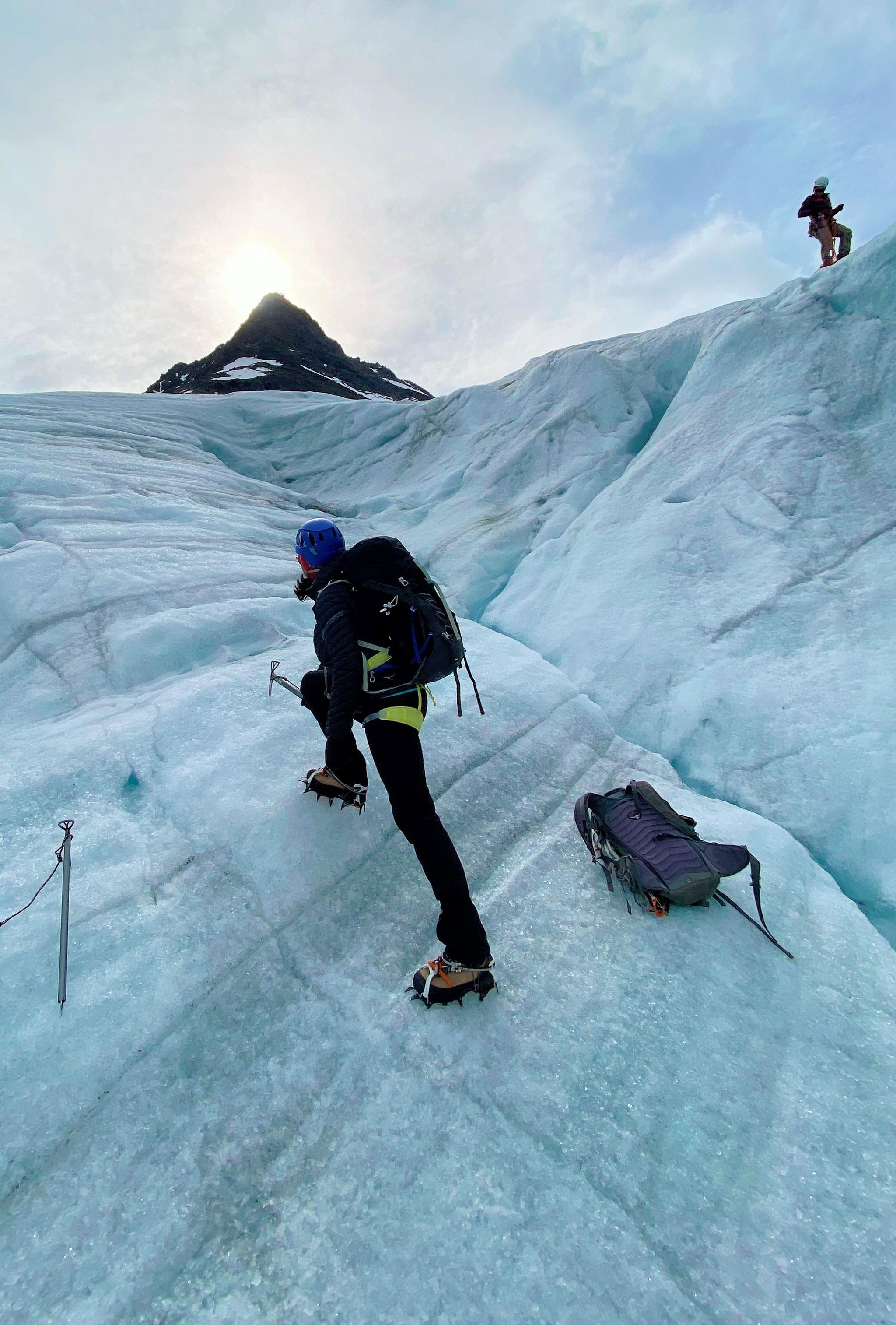 Glacier Hike Steindalen - Lyngen Outdoor Experiences