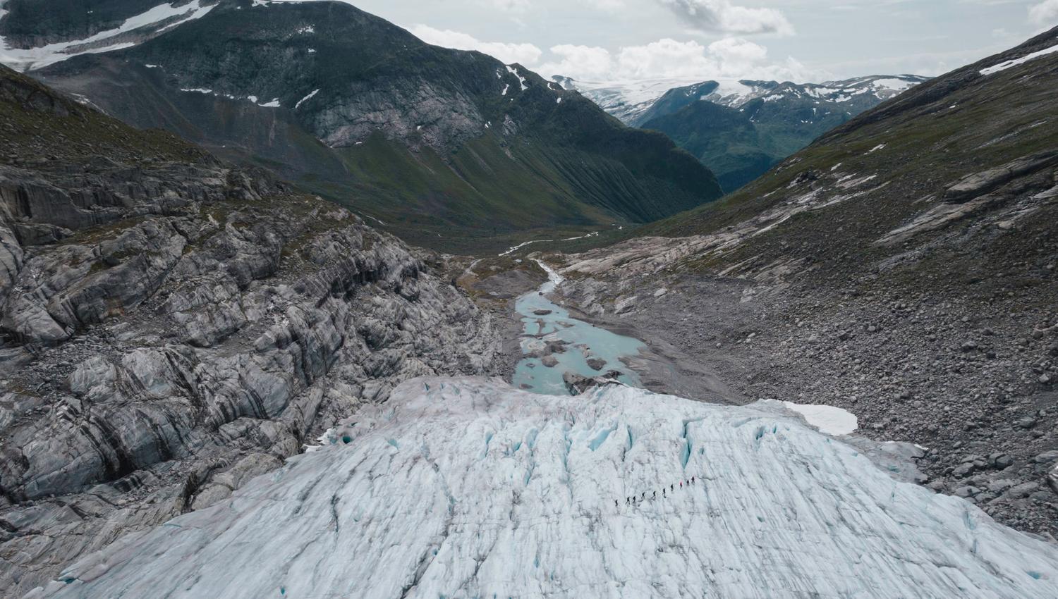 Brevandring på Haugabreen med Breogfjell