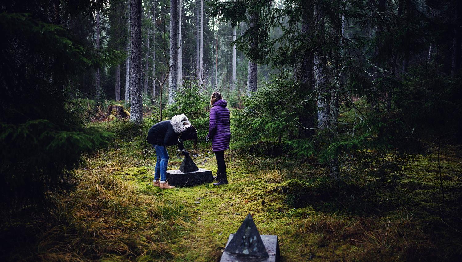 Pyramidene i Falstadskogen - minnesmerker over de henrettede under 2.verdenskrig