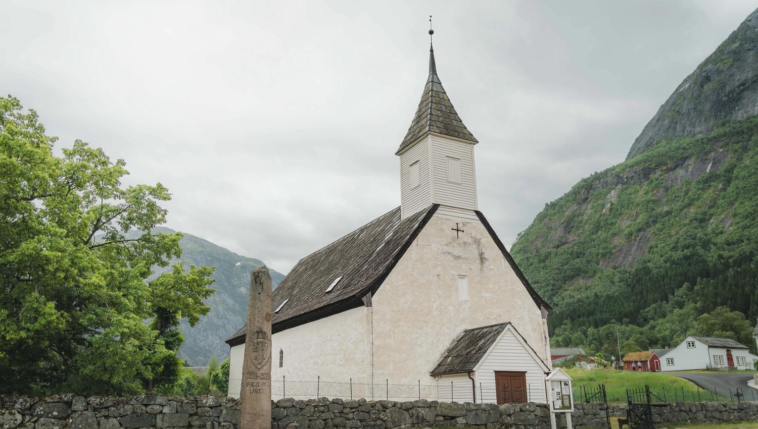 Gamle kyrkja av Heidi 2
