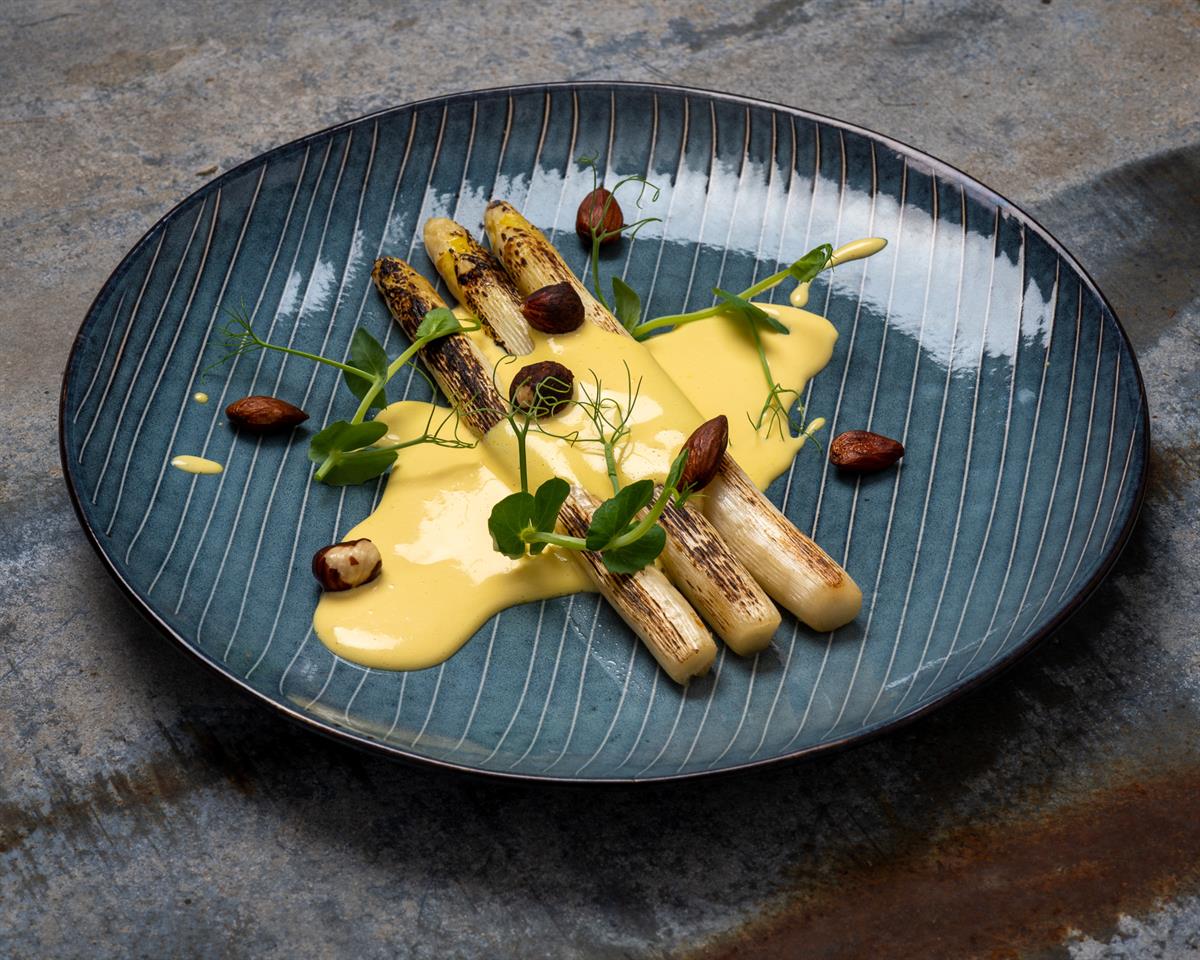 Asparges med hollandaise