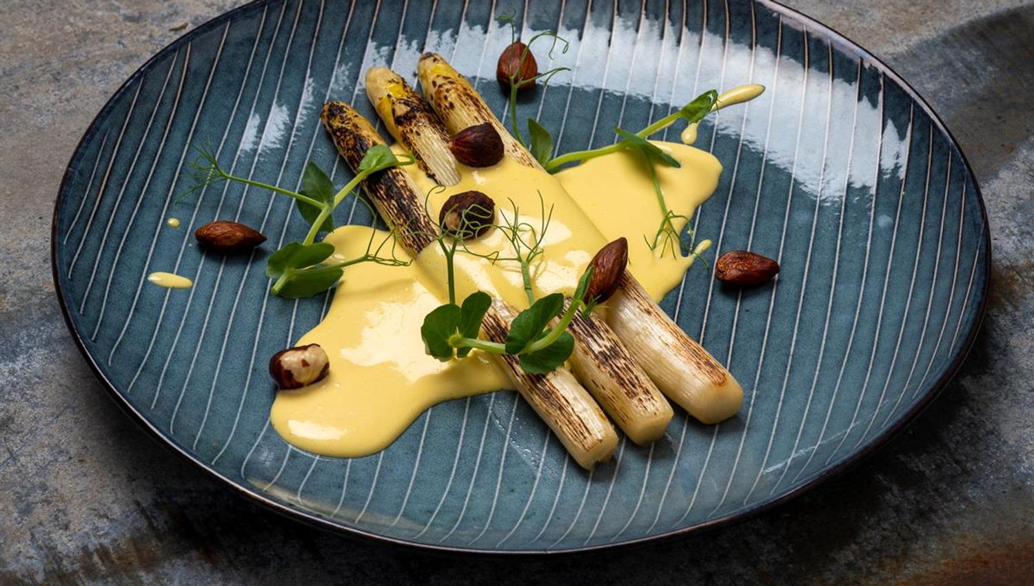 Asparges med hollandaise