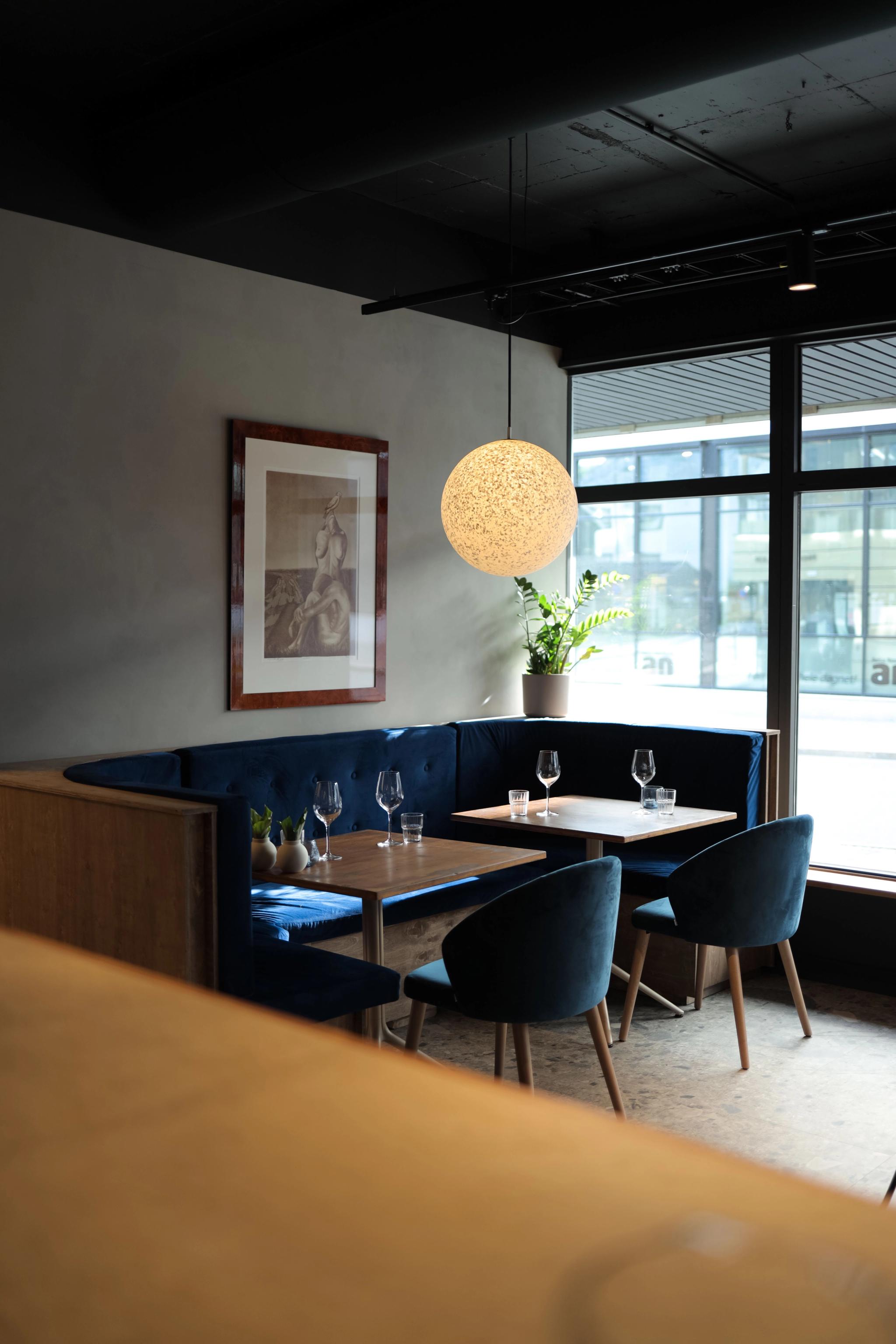 Nabolaget Food and Wine bar