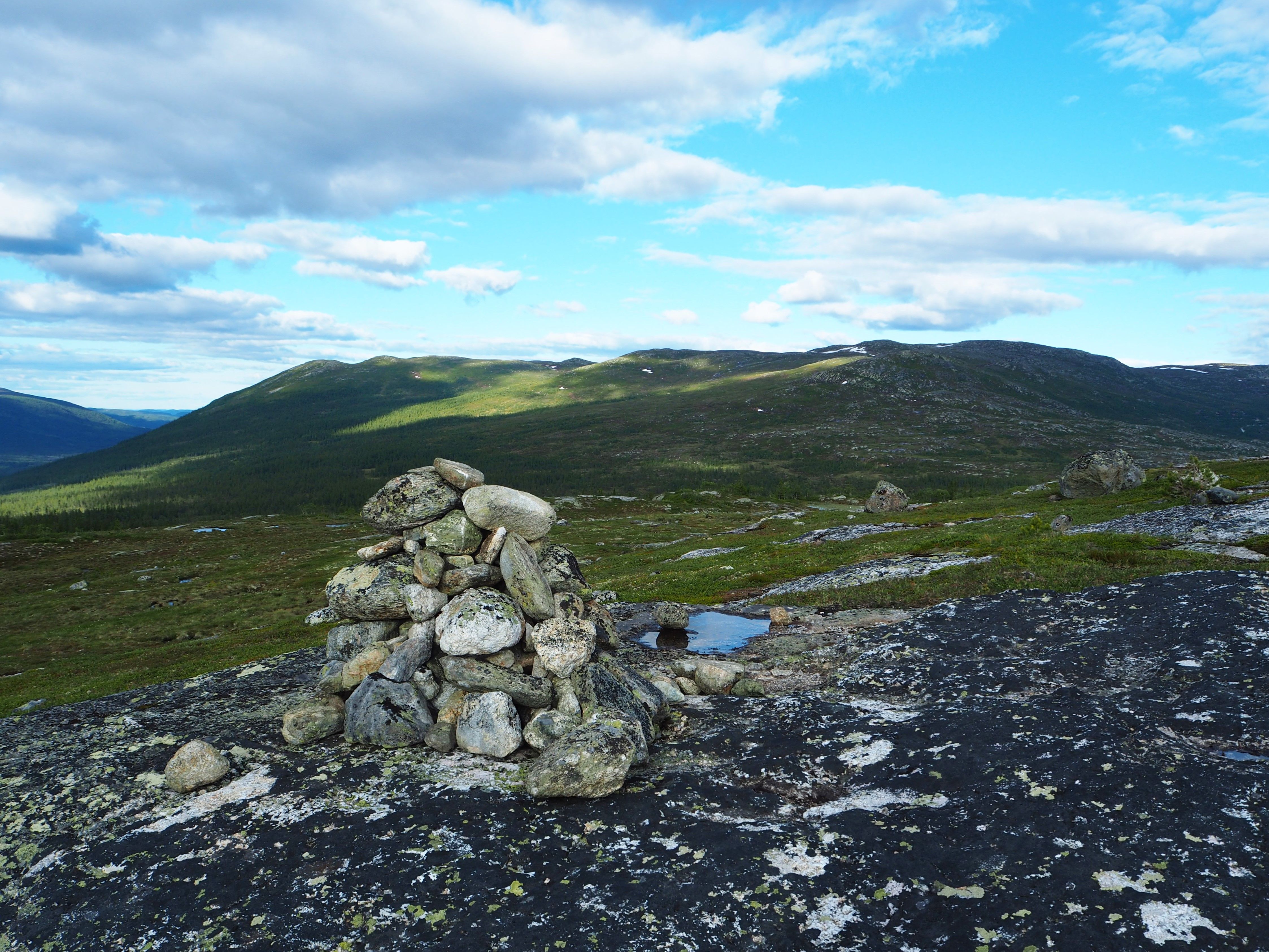 Veslefjell varde