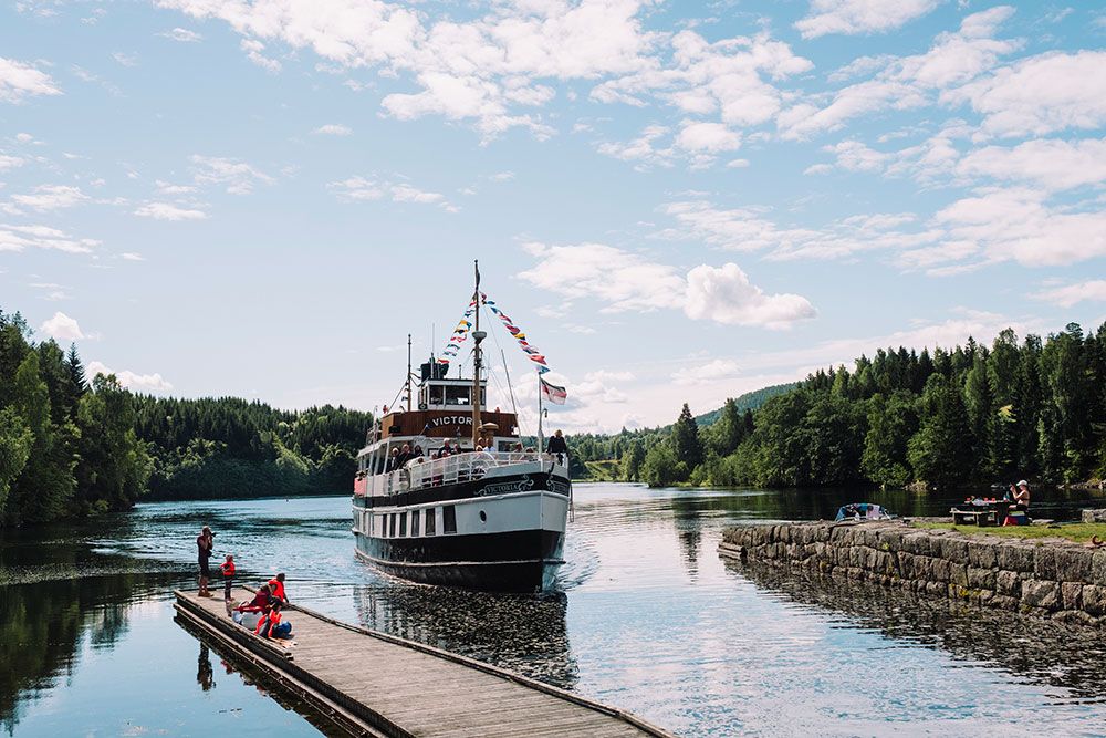 MS Victoria on the Telemark Canal 
