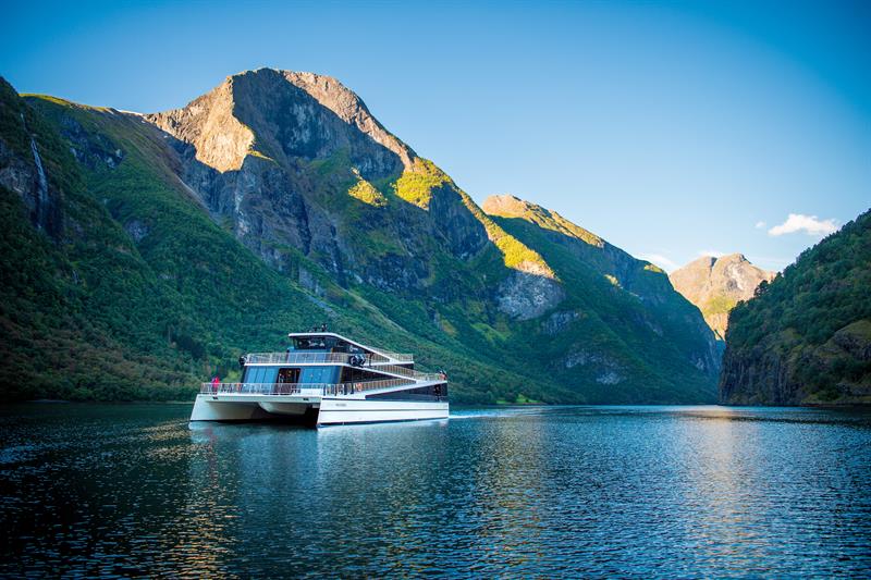 Fjord cruise between Gudvangen and Flåm