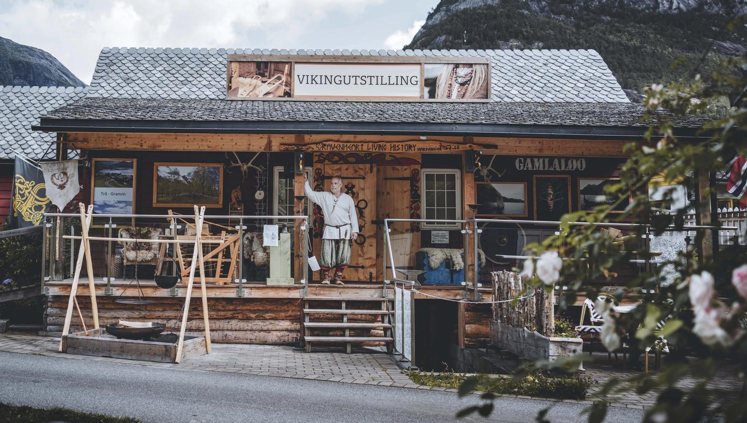 Vikingutstilling av Heidi Kvamsdal 54
