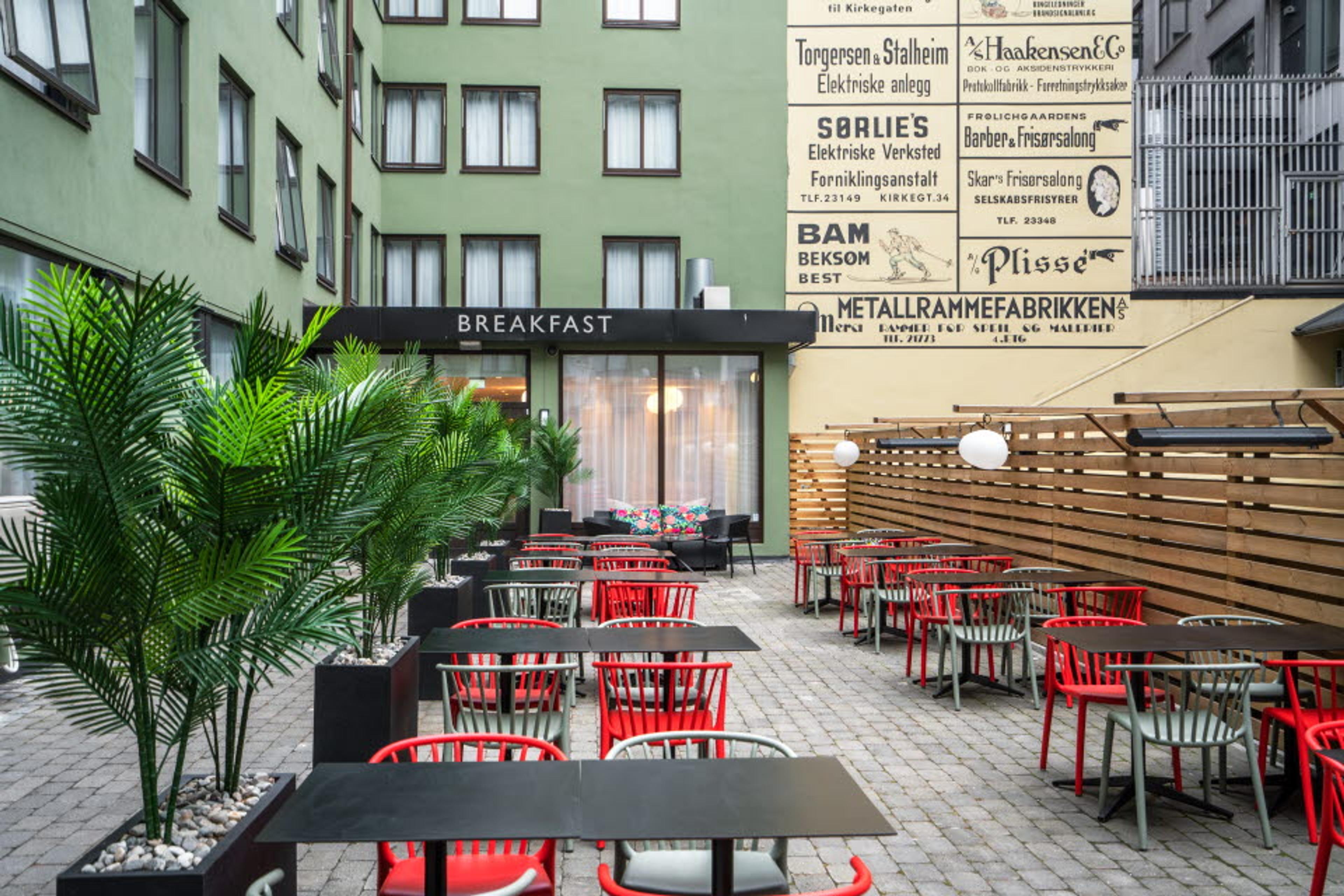 Thon Hotel Astoria Bakgård