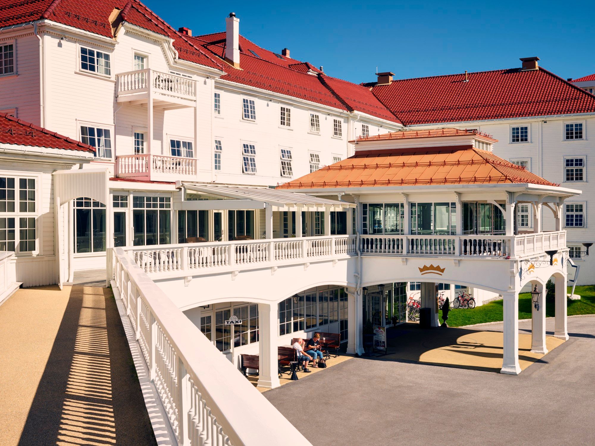 Dr. Holms Hotel