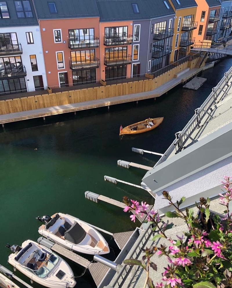 båt i kanal