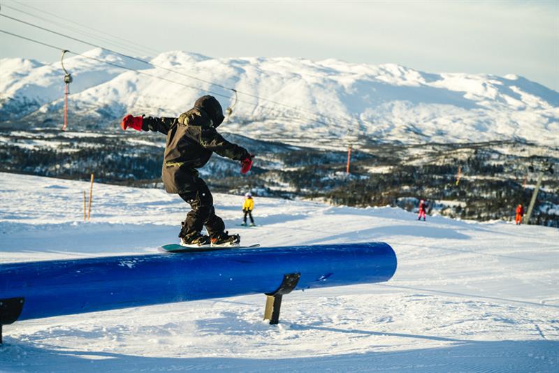 barn i terrengpark på Rauland skisenter