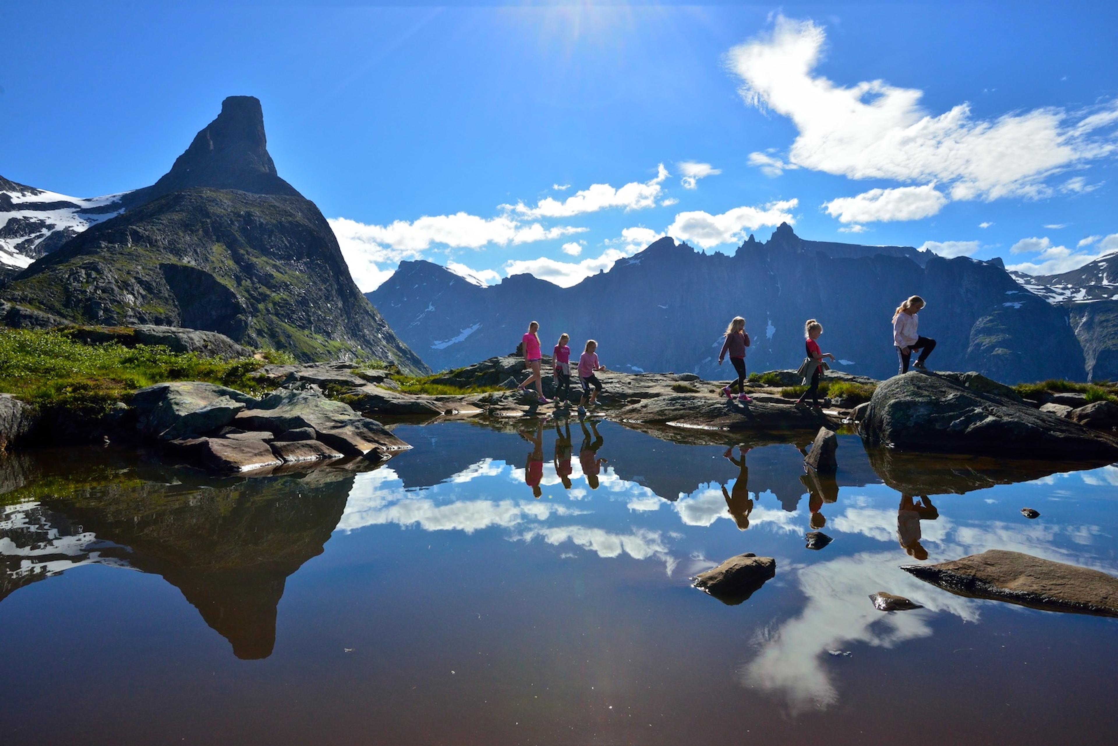Hike Mount Litlefjellet (790 masl)