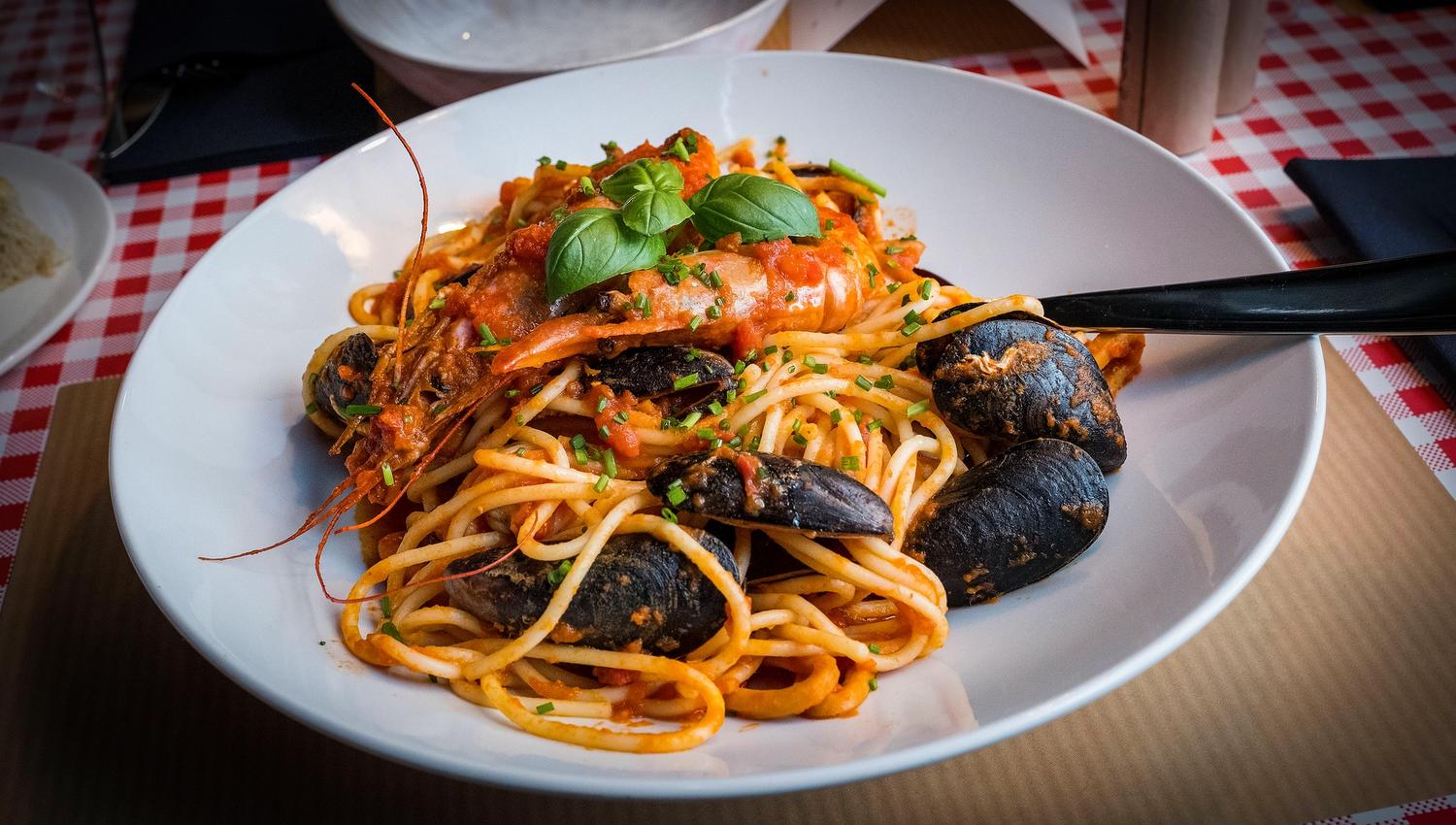 La Famiglia Restaurant