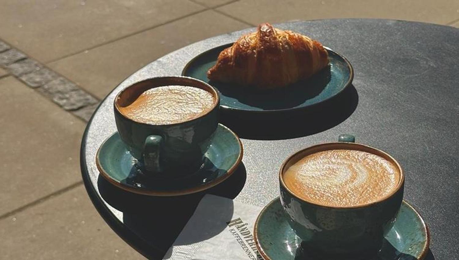 Outdoor seating in the sun