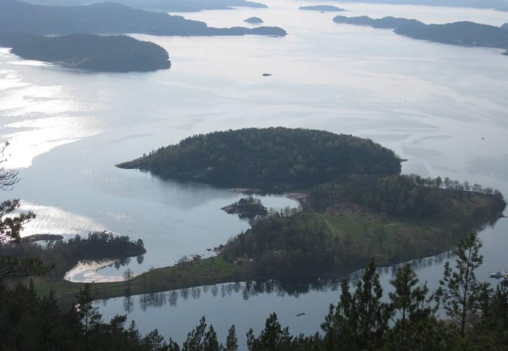 Valøya friluftsområde og strand