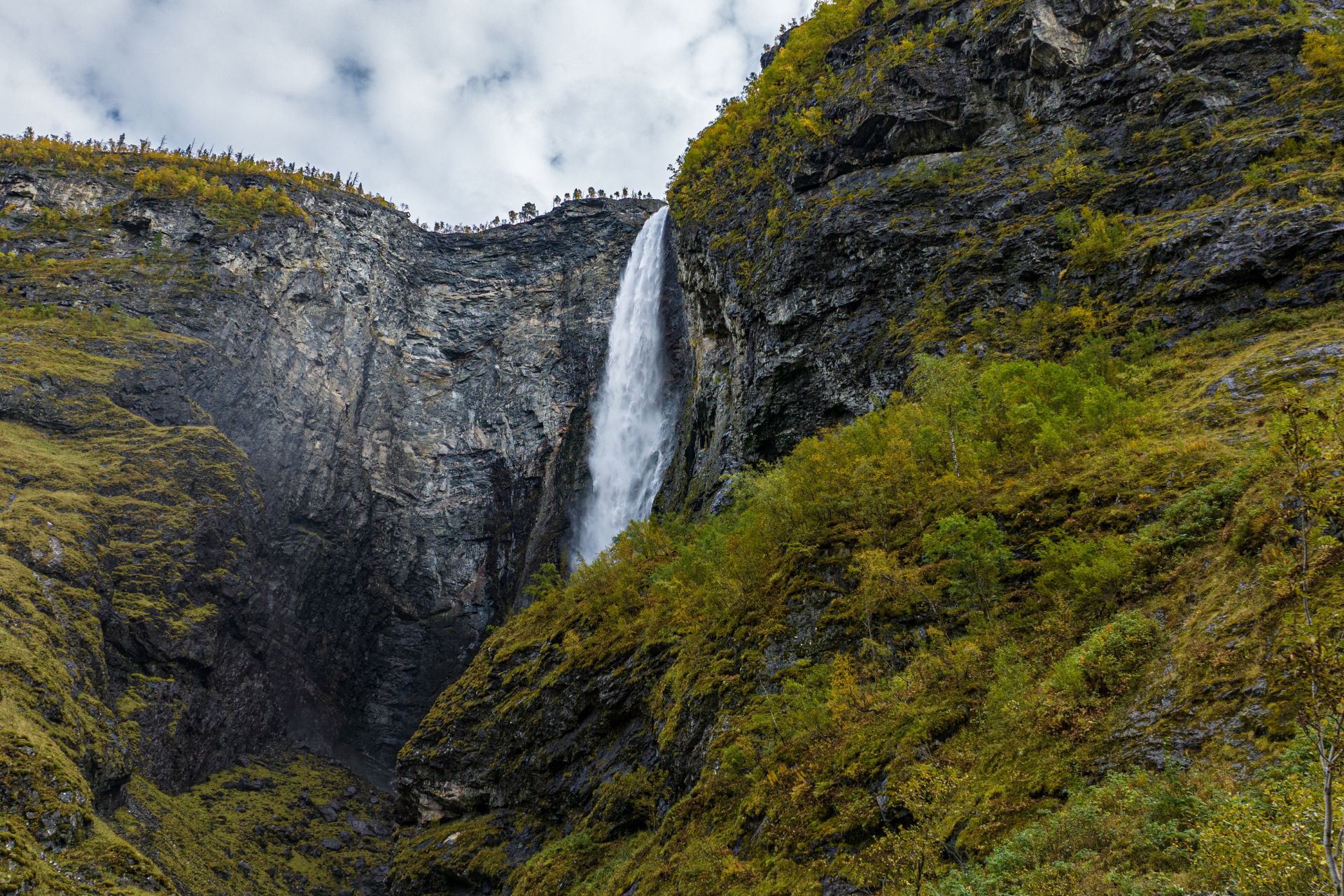 Vettisfossen Waterfall
