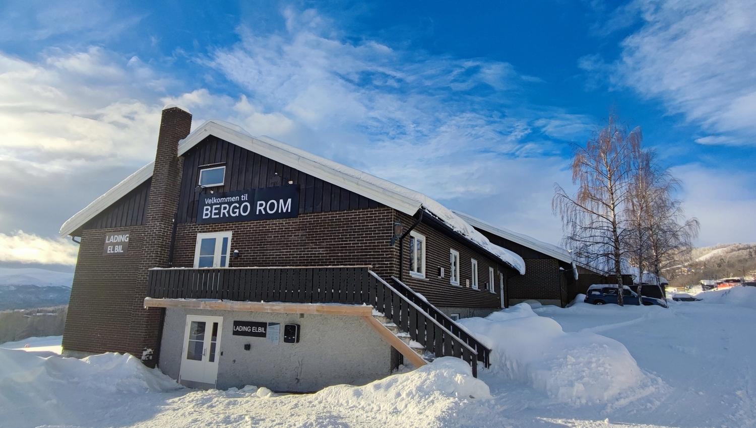 Bilde av Bergo Rom en solfylt dag på vinteren.