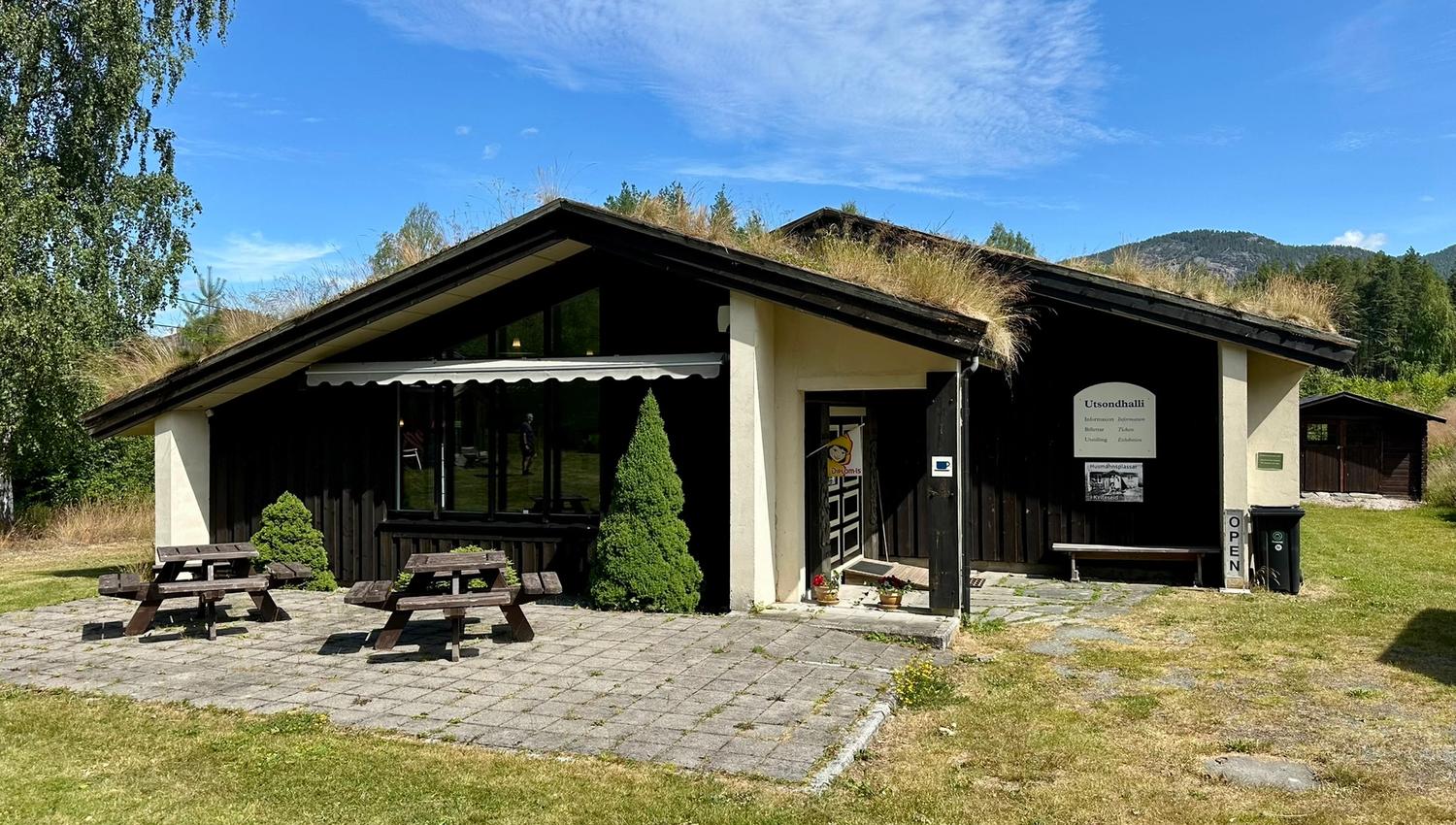Utsondhalli, utstillingsbygget på Kviteseid bygdetun