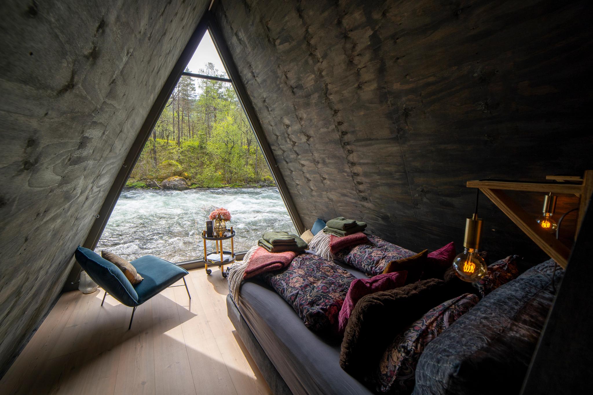 Elvasuiten på Jølstraholmen