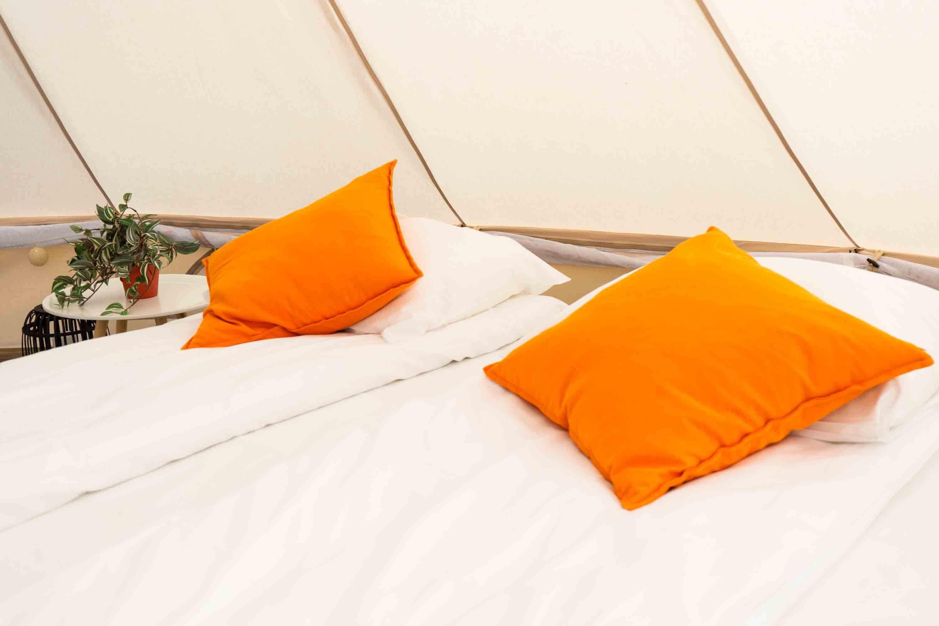 Sov godt med glamping på Thorbjørnrud Hotell